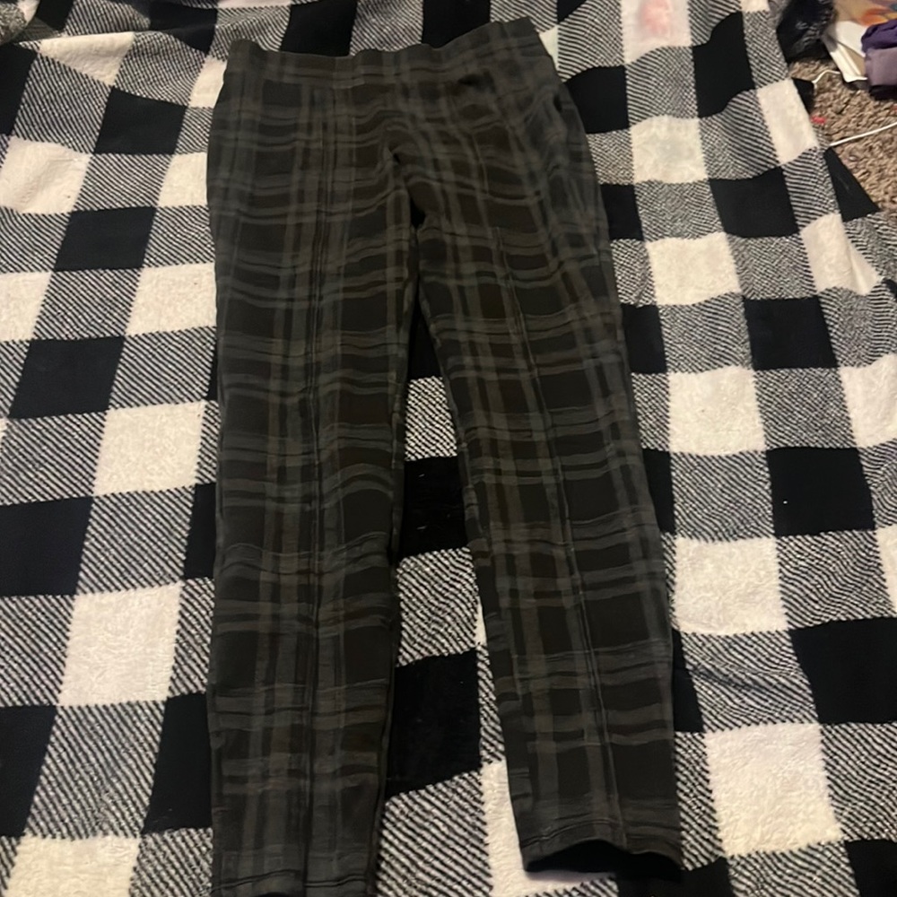 Black and grey Plaid leggings